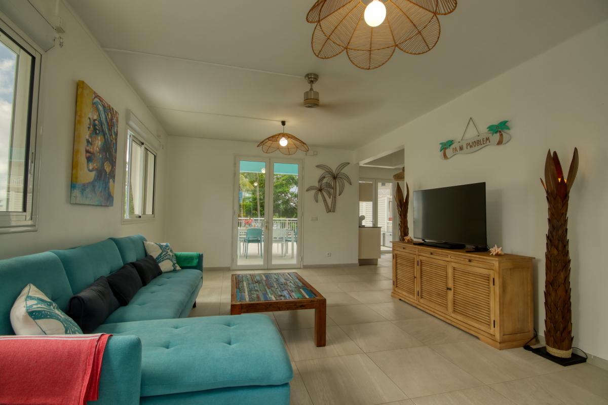 location villa 8 personnes le Diamant Martinique salon 2